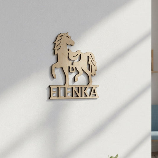 Dřevěný KONÍK se jménem
