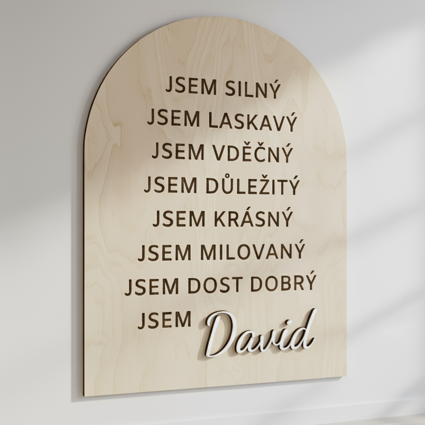 Afirmace: Slova, která posilují na dřevěně tabulce