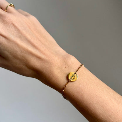 Náramek s osobní rytinou