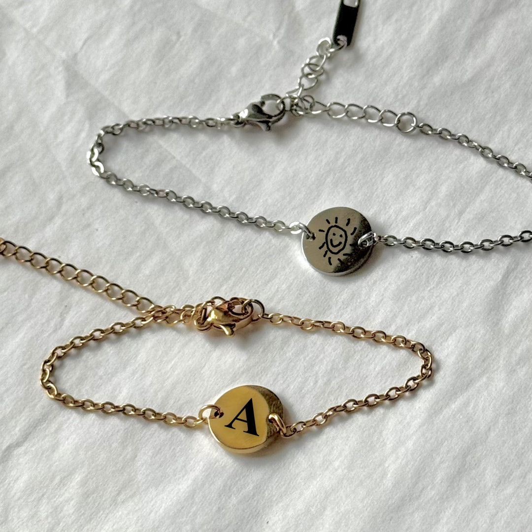 Náramek s osobní rytinou