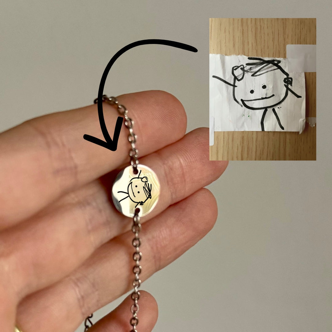 Náramek s osobní rytinou