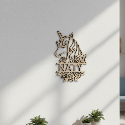 Dřevěný JEDNOROŽEC se jménem