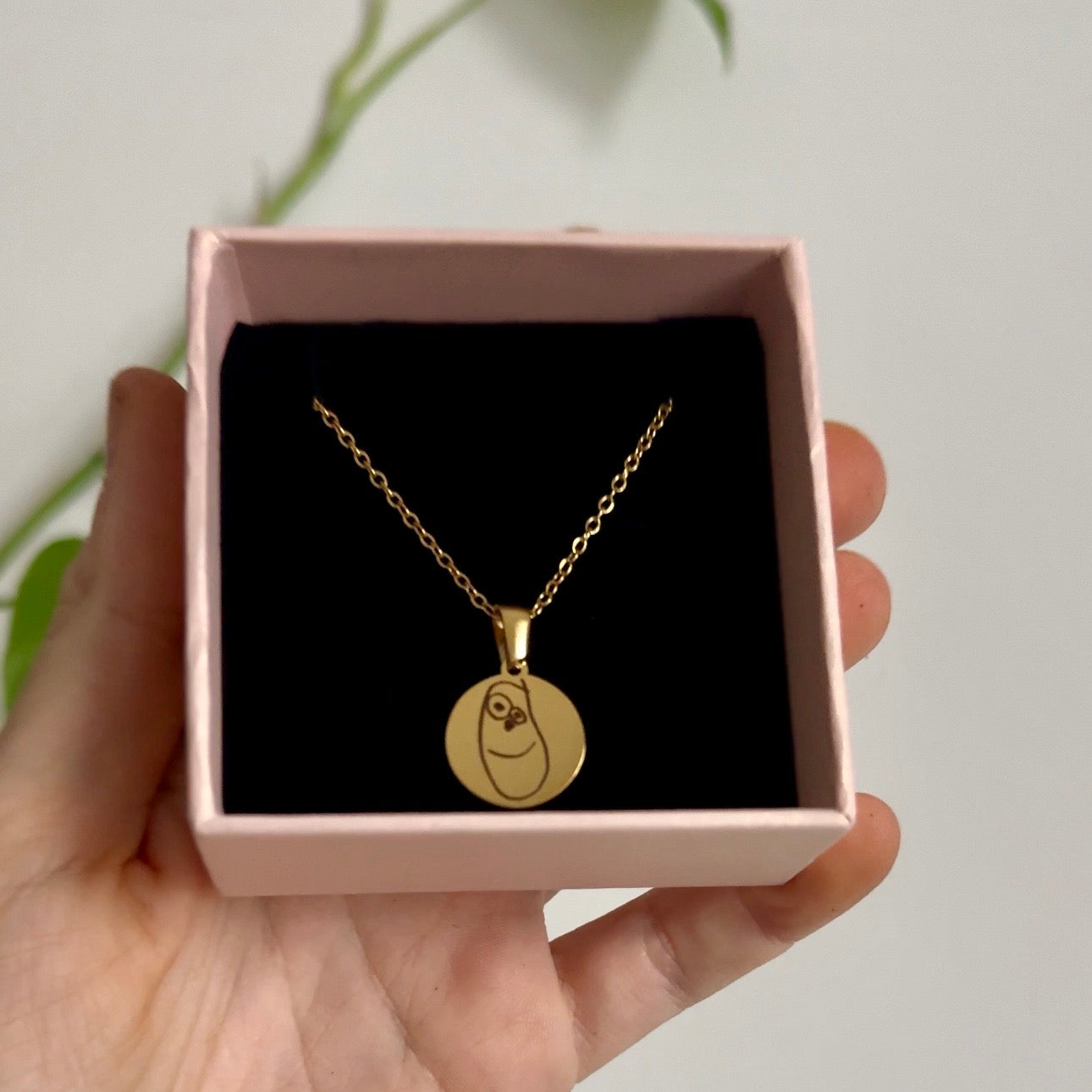 Řetízek s osobní rytinou