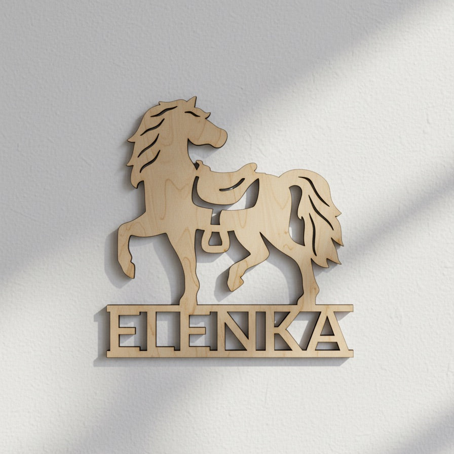 Dřevěný KONÍK se jménem